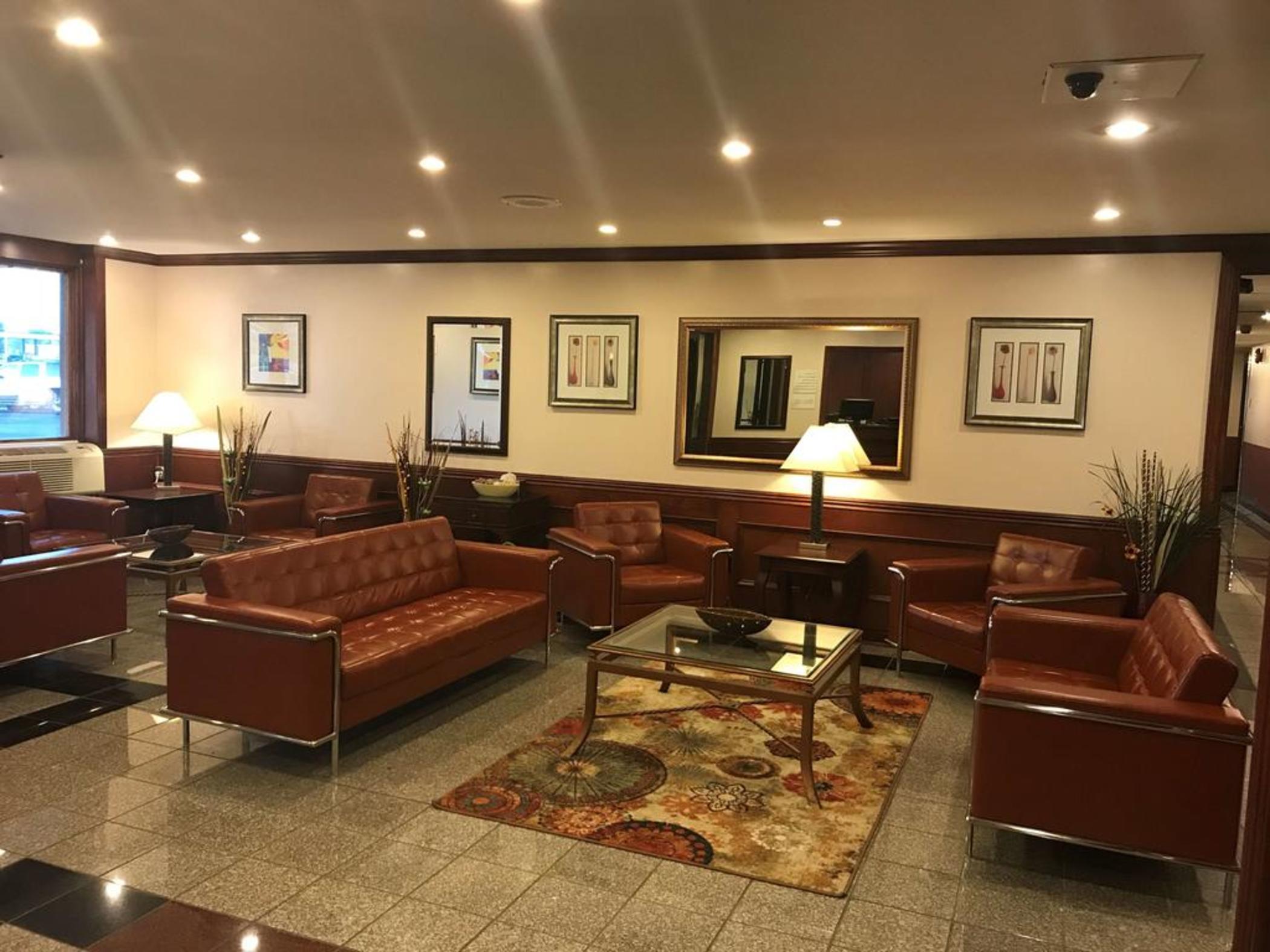Ramada By Wyndham Albert Lea Esterno foto