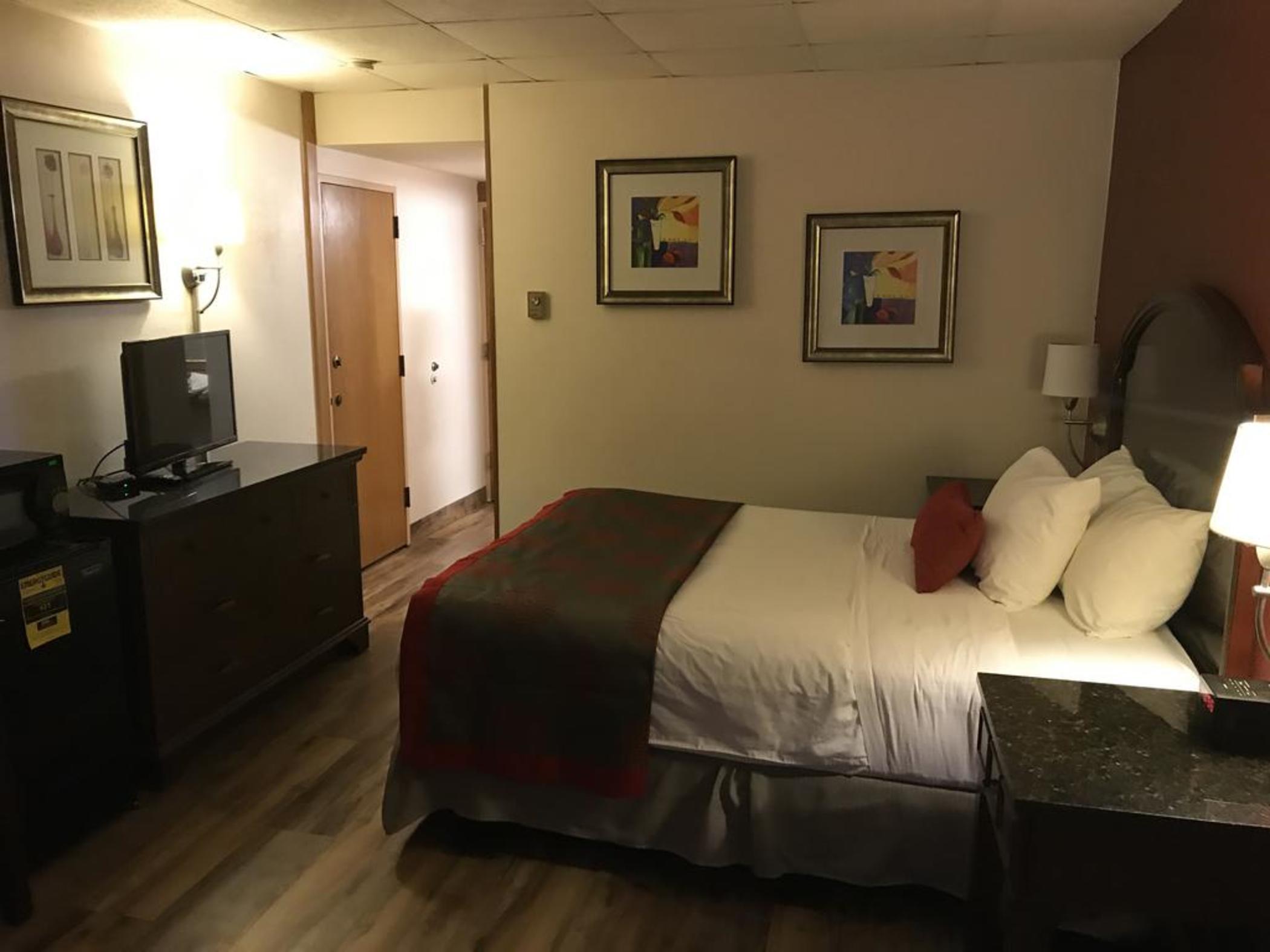 Ramada By Wyndham Albert Lea Esterno foto