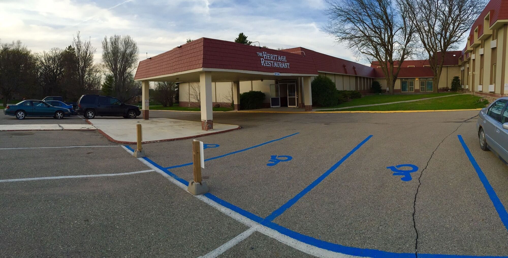 Ramada By Wyndham Albert Lea Esterno foto