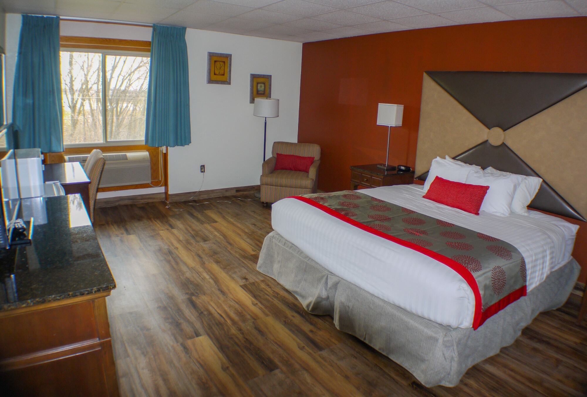 Ramada By Wyndham Albert Lea Esterno foto